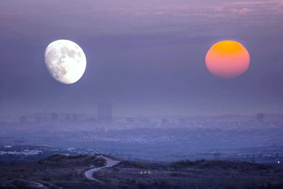 День и ночь одновременно фото